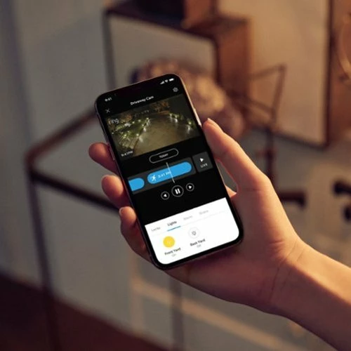 Best Buy SPOTLIGHT CAM WIRED (PLUG-IN)- BLACK - BLACK - Image 2