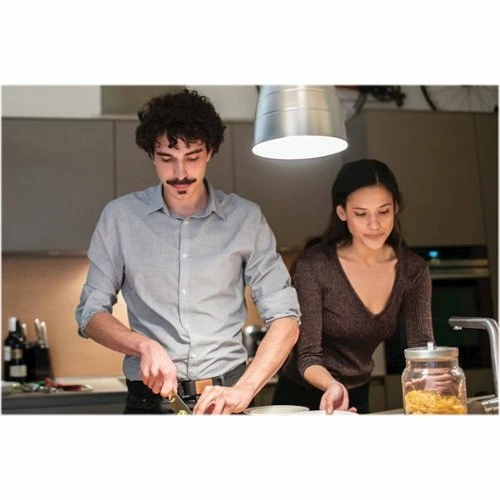 Best Buy SMART A19 LED 60W BULB WI-FI WORKS WITH AMAZON ALEXA & GOOGLE ASSISTANT - DAYLIGHT - Image 5