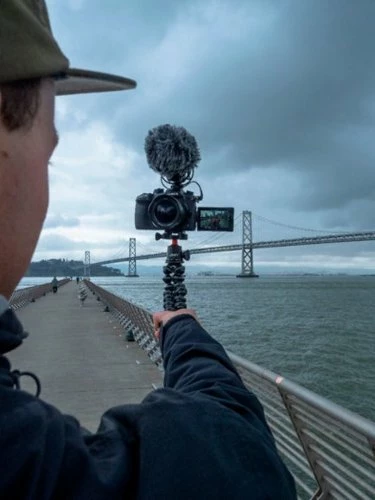 Best Buy GORILLAPOD 3K SMART VLOGGING TRIPOD - BLACK/RED/CHARCOAL - Image 5