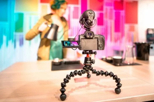 Best Buy GORILLAPOD 3K SMART VLOGGING TRIPOD - BLACK/RED/CHARCOAL - Image 3