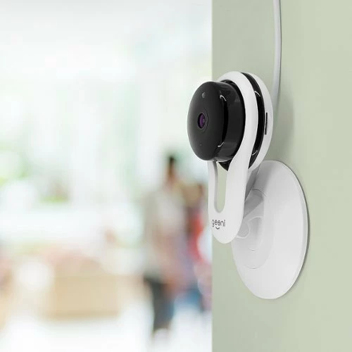 Best Buy AWARE INDOOR WI-FI WIRELESS NETWORK SURVEILLANCE CAMERA (2-PACK) - BLACK/WHITE - Image 5