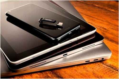 Best Buy ULTRA DUAL DRIVE GO 64GB USB TYPE-A/USB TYPE-C FLASH DRIVE - BLACK - Image 10