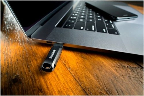 Best Buy ULTRA DUAL DRIVE GO 64GB USB TYPE-A/USB TYPE-C FLASH DRIVE - BLACK - Image 9