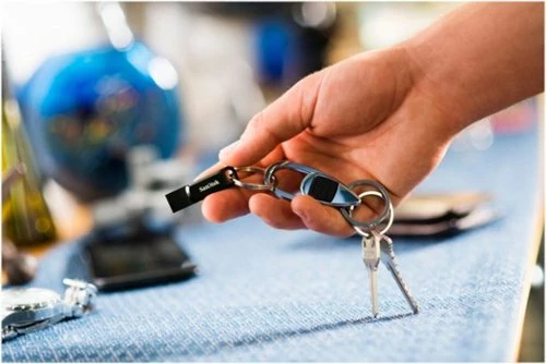 Best Buy ULTRA DUAL DRIVE GO 64GB USB TYPE-A/USB TYPE-C FLASH DRIVE - BLACK - Image 2