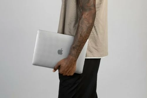 Best Buy HARDSHELL DOT CASE FOR THE 2020 AND M1 2020 13 MACBOOK AIR - CLEAR - Image 2