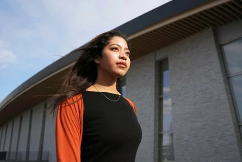 Best Buy ALPHA FE PZ 16-35MM F4 G FULL-FRAME CONSTANT-APERTURE WIDE-ANGLE POWER ZOOM G LENS - BLACK - Image 19