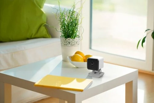 Best Buy 2-CAMERA INDOOR/OUTDOOR WIRED 1080P SURVEILLANCE SYSTEM - WHITE - Image 3