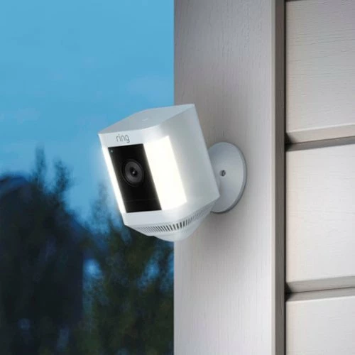 Best Buy SPOTLIGHT CAM PLUS OUTDOOR/INDOOR WIRELESS 1080P BATTERY SURVEILLANCE CAMERA - WHITE - Image 3